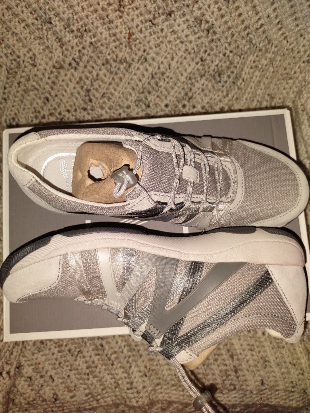 Dansko Henriette Grey Sneakers Size 8-8.5 US/ 39 EU NIB (MSRP $120)